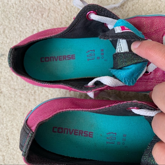 Conversel sparkly glitter girl’s double tongue sneakers size 3 - Picture 3 of 7